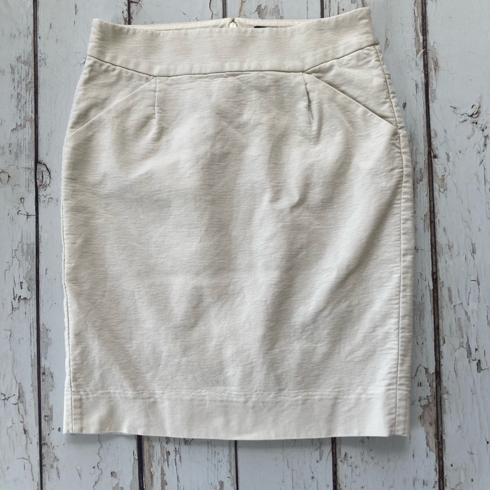 J.Crew The Pencil Skirt Size 0 Cream Ivory Knee Length Classic With Pockets